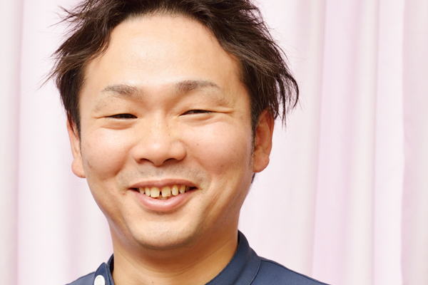院長　藤崎 浩己 （ふじさき ひろみ）